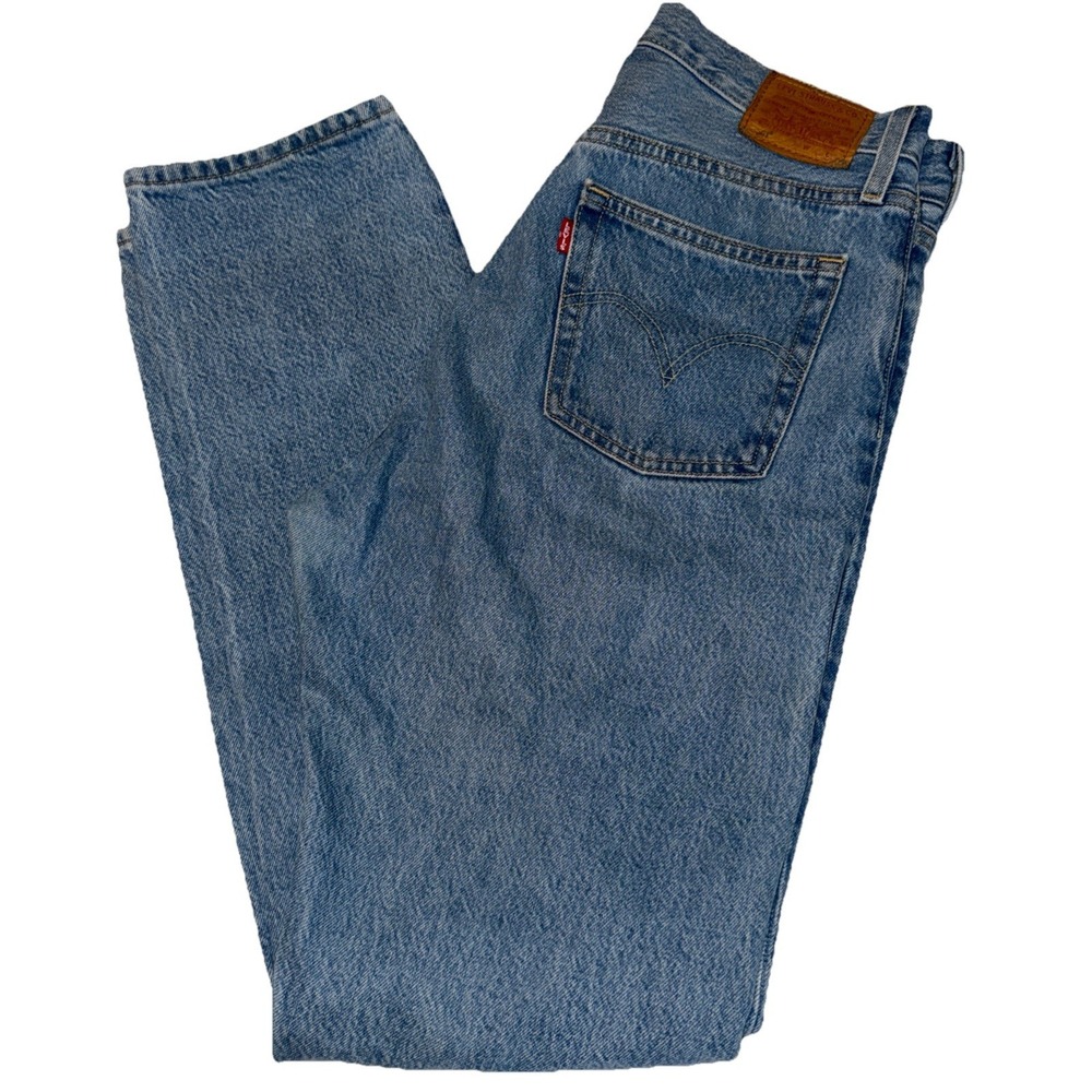 Levi's High Rise Women’s Jeans in Light Blue Denim